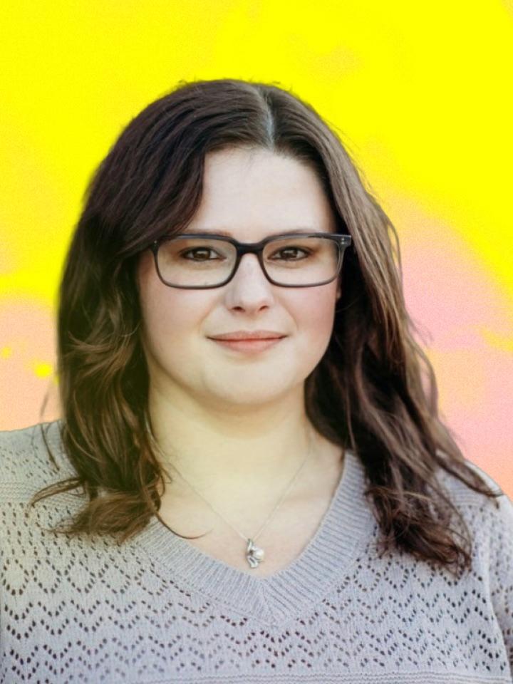 Phoebe Farber headshot