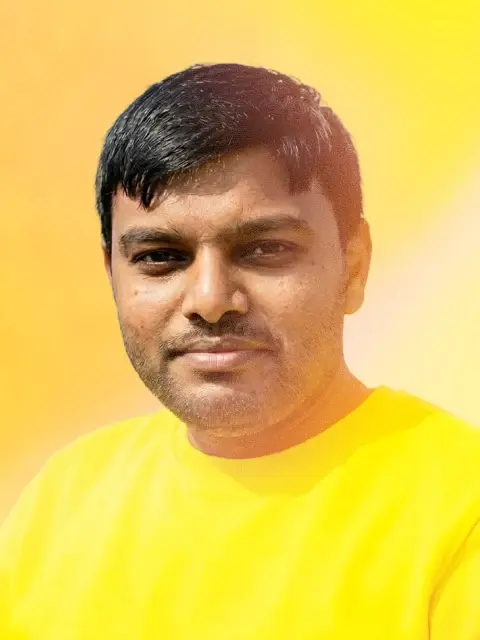 Sasi Reddy headshot